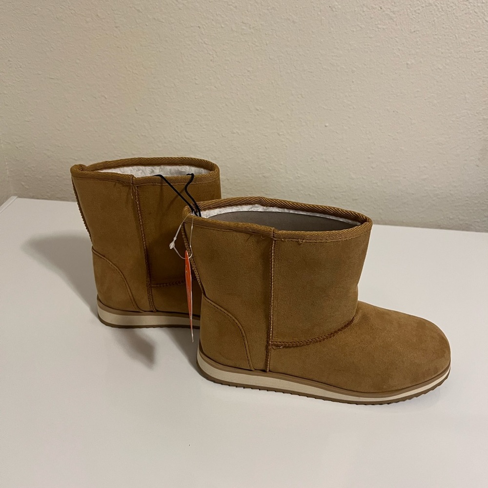 Wonder Nation Little & Big Cozy Faux Shearling Winter Boot